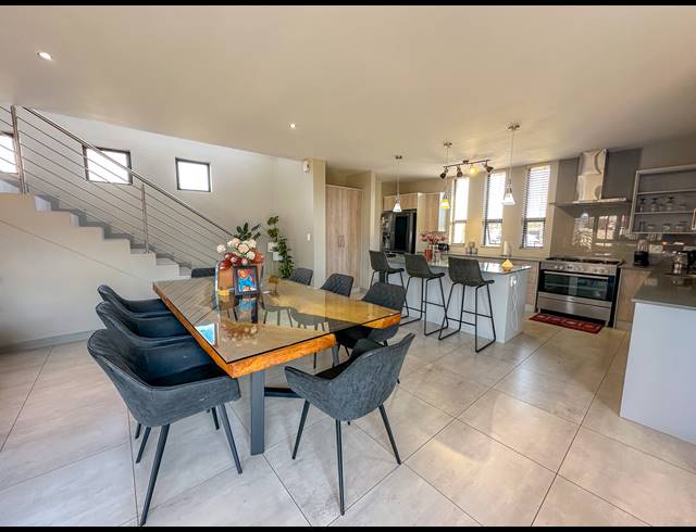 4 BEDROOM HOUSE FOR SALE IN MIDSTREAM MEADOWS